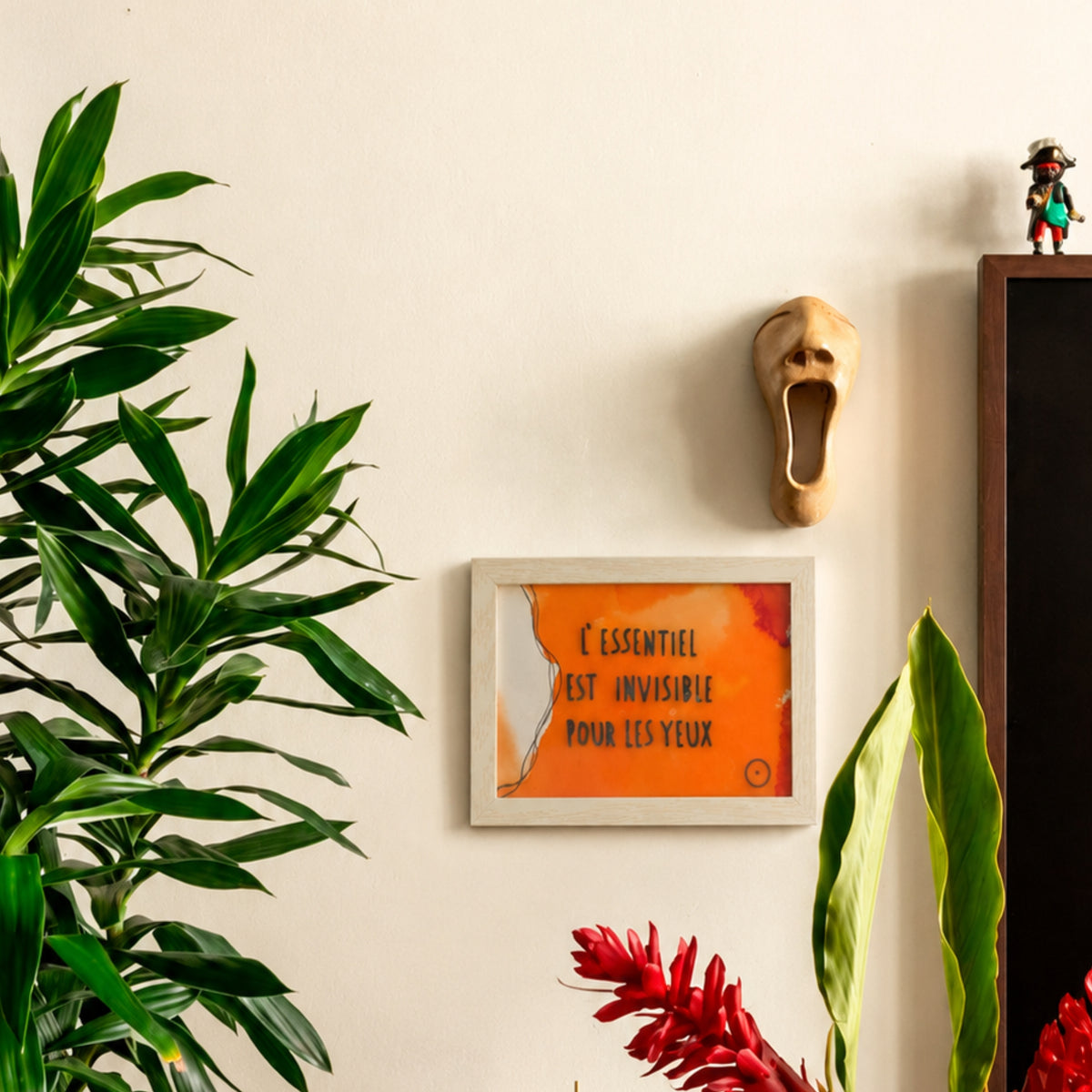 O essencial | Quadro com Letras 3D